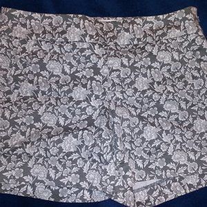 J. Crew patterned shorts sz 2 VGC